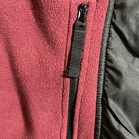 Woman’s Titleist fleece jacket - Picture 4 of 5